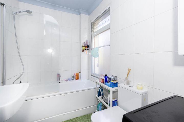 Modern Sharers Apartment Fordwych Road, West Hampstead